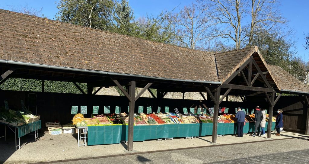 Photo du marché de Montfort-l'Amaury 78940